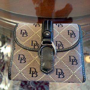 - Dooney Bourke wallet